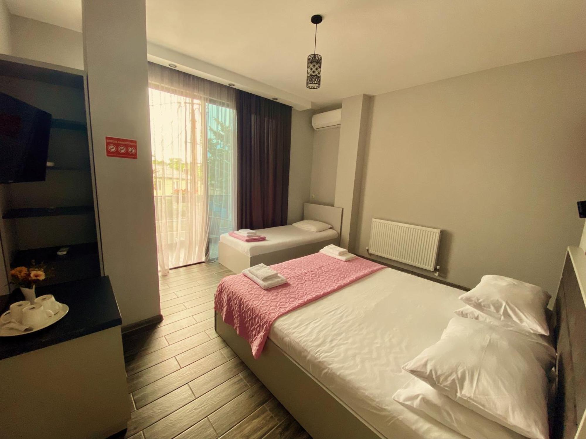 Hotel Vs كوبوليتي المظهر الخارجي الصورة
