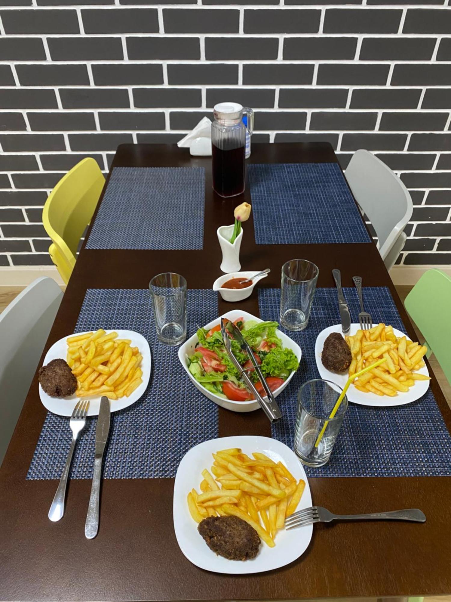 Hotel Vs كوبوليتي المظهر الخارجي الصورة